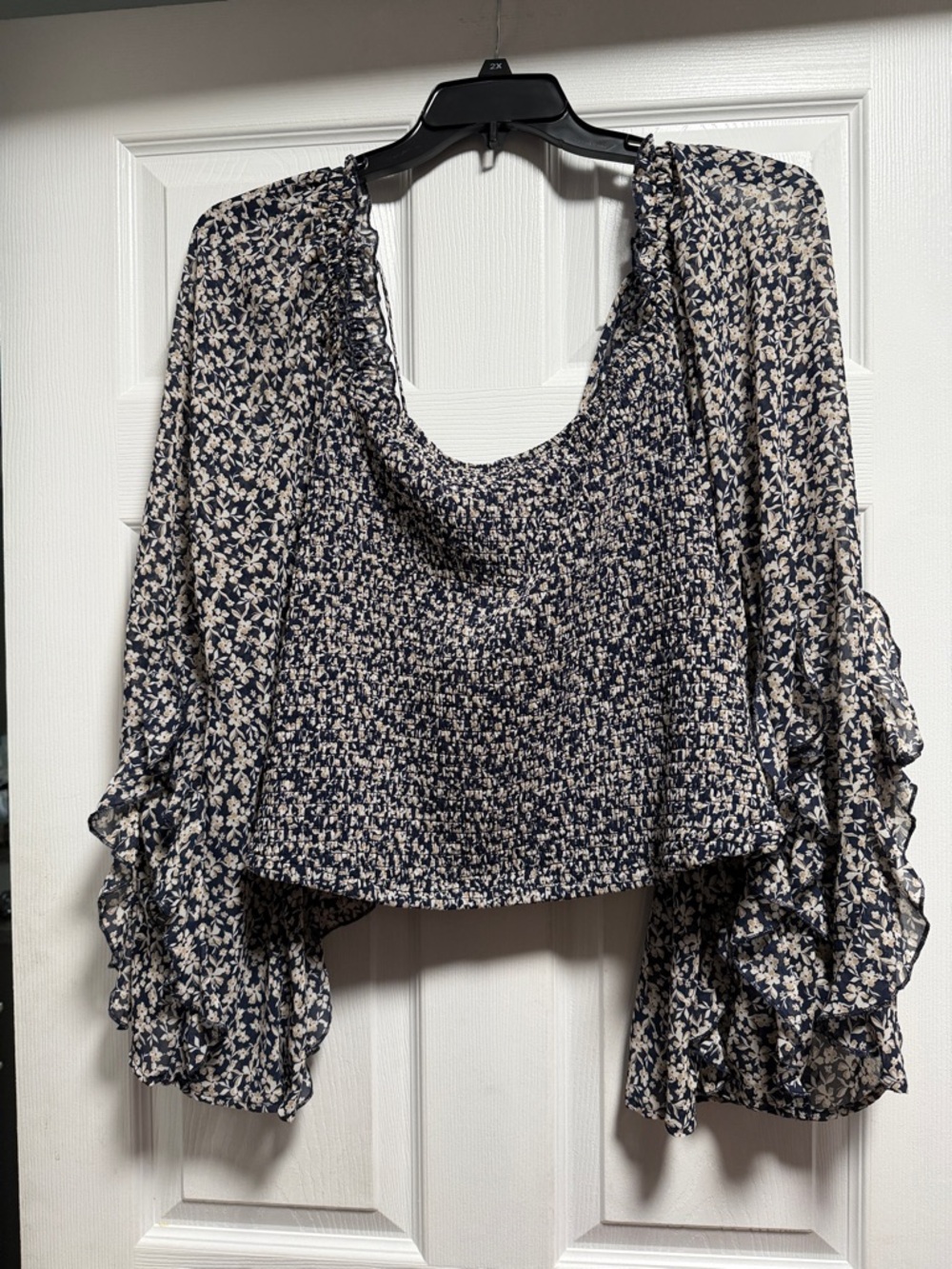 torrid Navy and White Smocked Floral Puff Sleeve Top